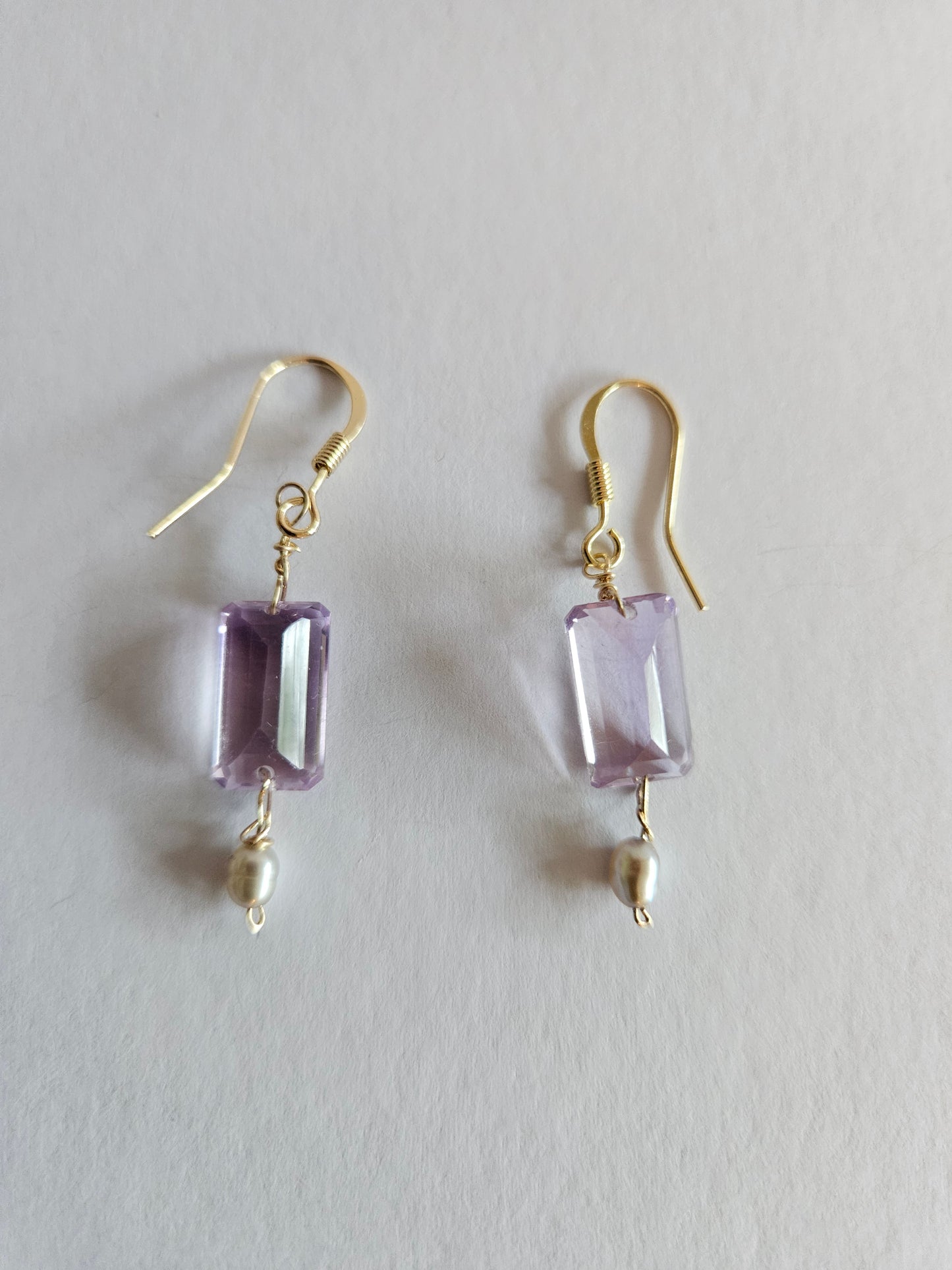 Amethyst & Freshwater Rice Pearl Drop Earrings (14kGF)