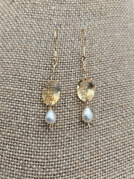 Citrine & Freshwater Rice Pearl Drop Earrings (14kGF)