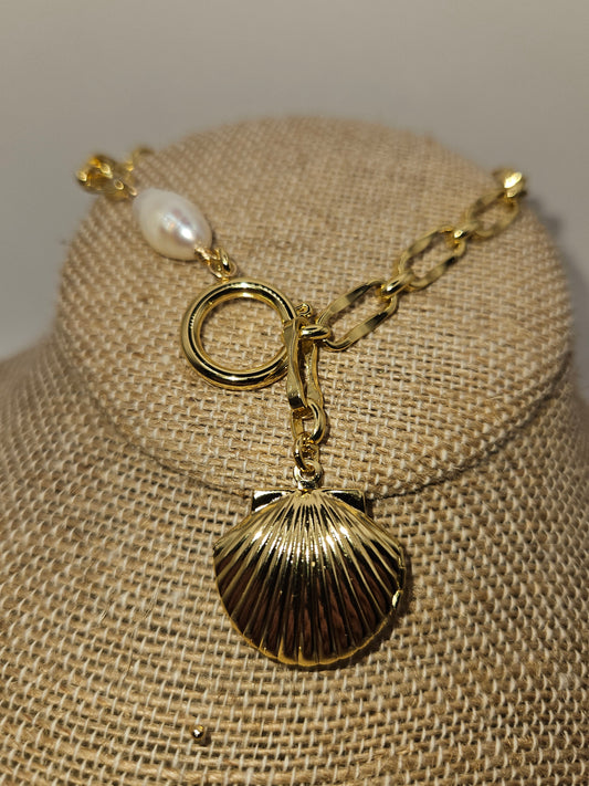 14kgf Shell Locket with Freshwater Baroque Pearl Bracelet