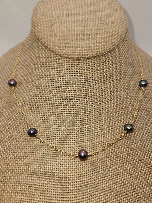14kgf Freshwater Peacock Pearl Station Necklace