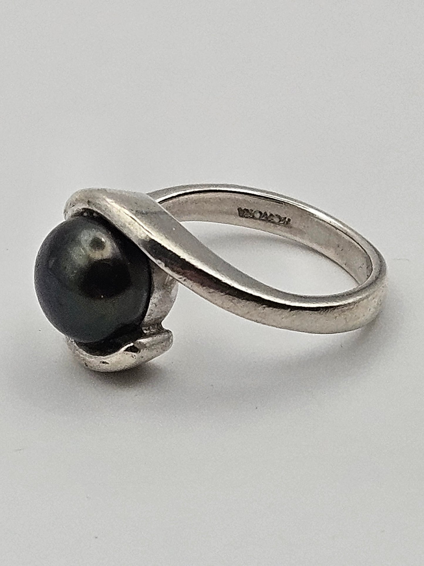 Vintage 60's Cultured Black Pearl Sterling Silver Ring