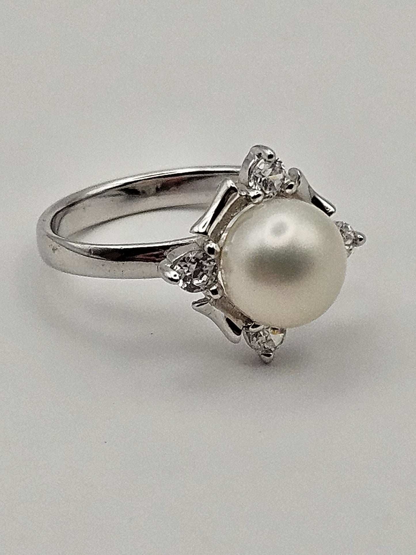 Vintage 1940's Freshwater Pearl, CZ Sterling Silver Ring