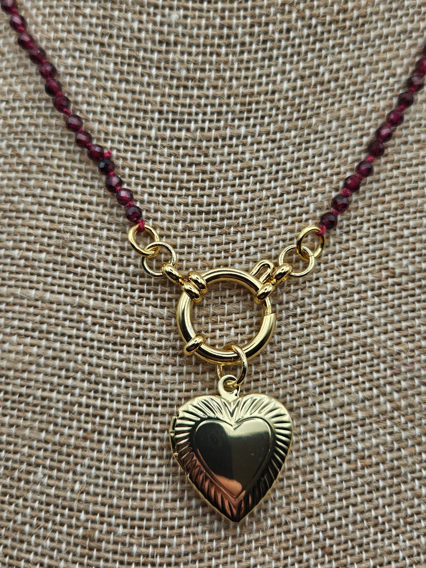 14kgf Faceted Garnet Hand Knotted Silk Cord Heart Locket Spring Clasp Necklace