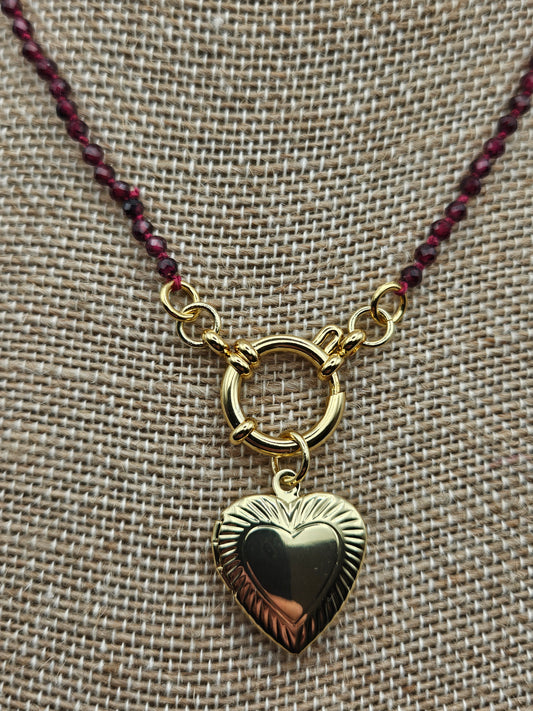 14kgf Faceted Garnet Hand Knotted Silk Cord Heart Locket Spring Clasp Necklace