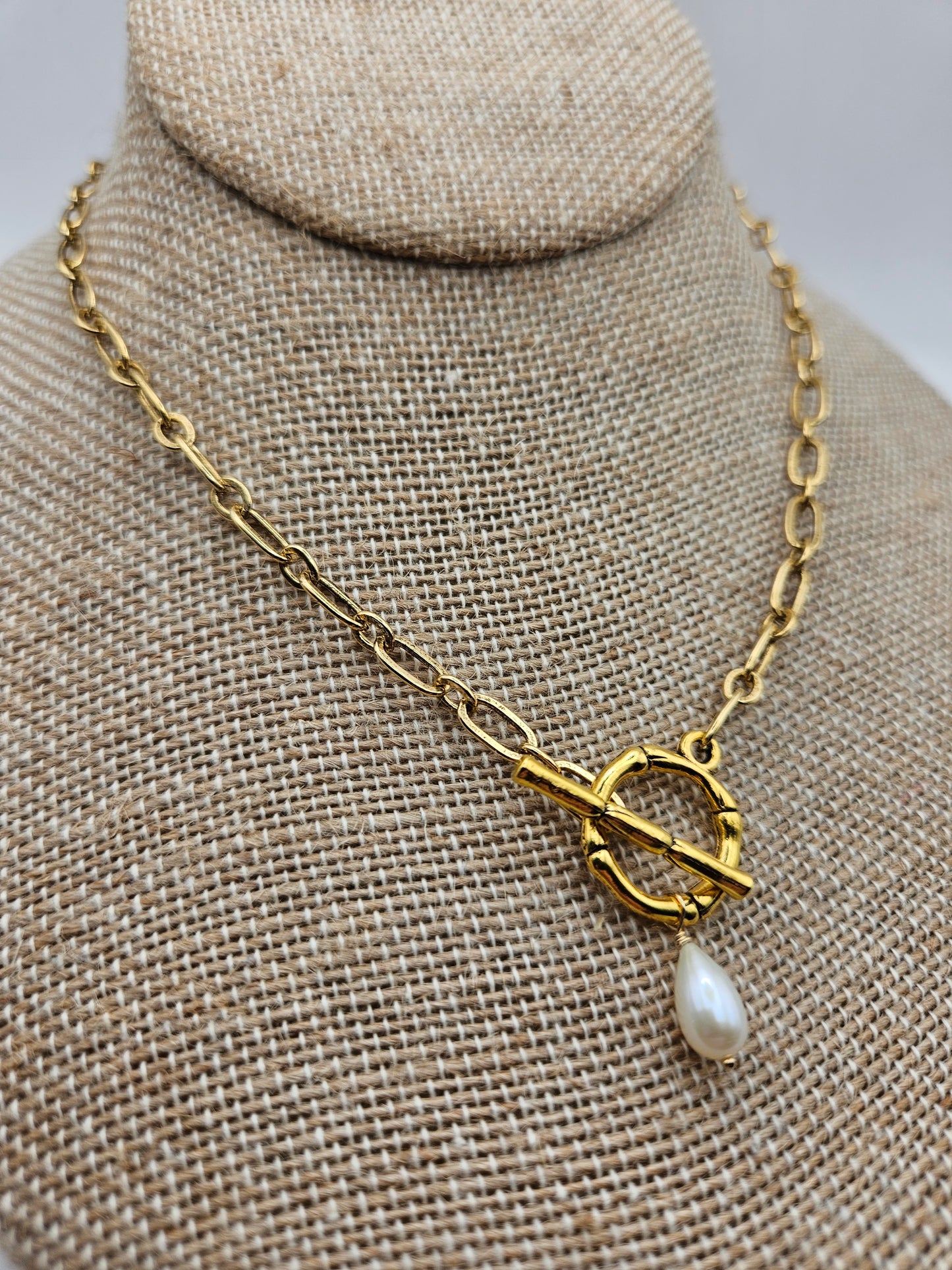 14k GF Freshwater Pearl Toggle Chain Necklace