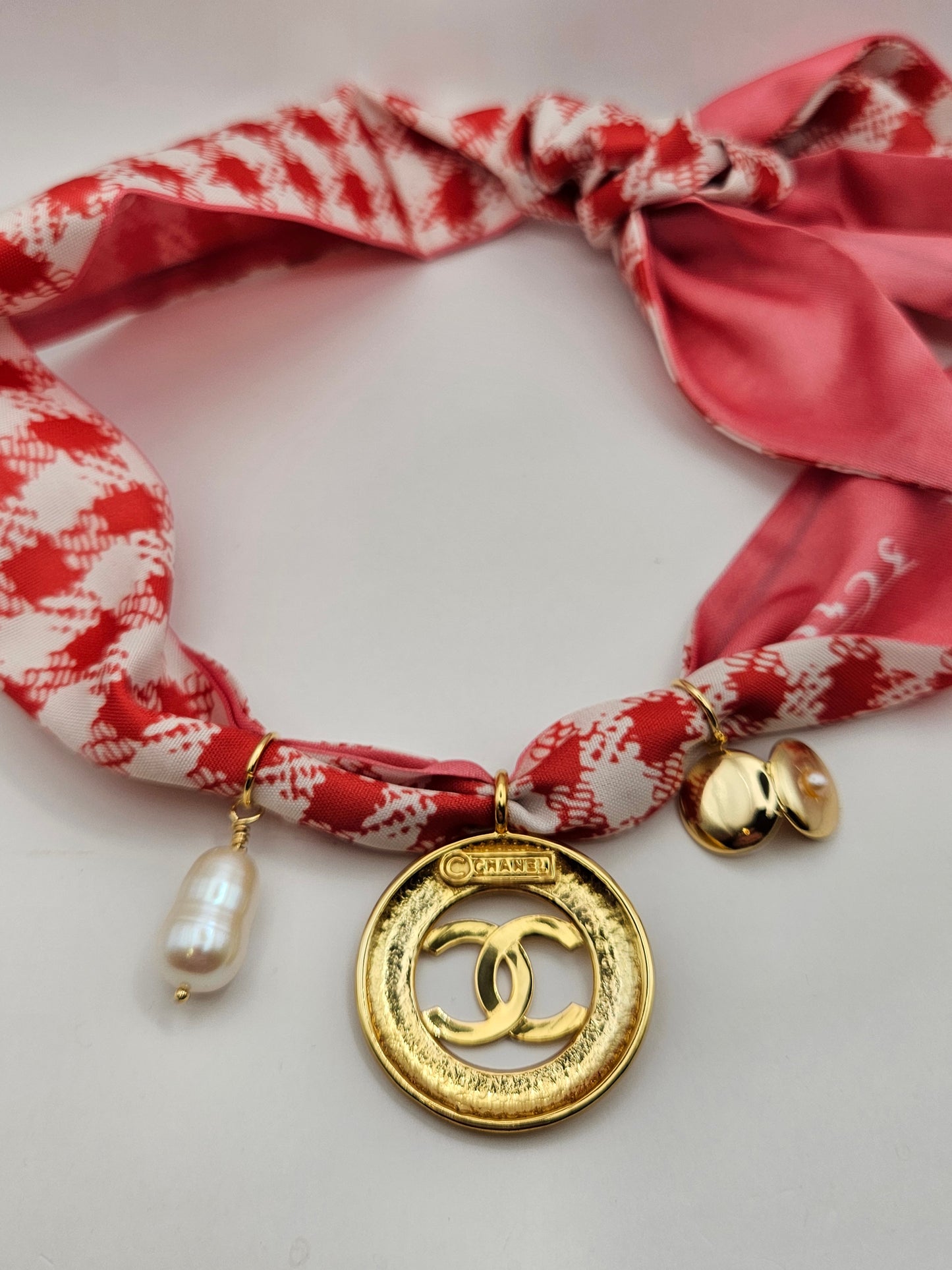 Vintage Chanel Pendant 14kgf Locket & Freshwater Baroque Pearl Scarf Necklace/Bracelet