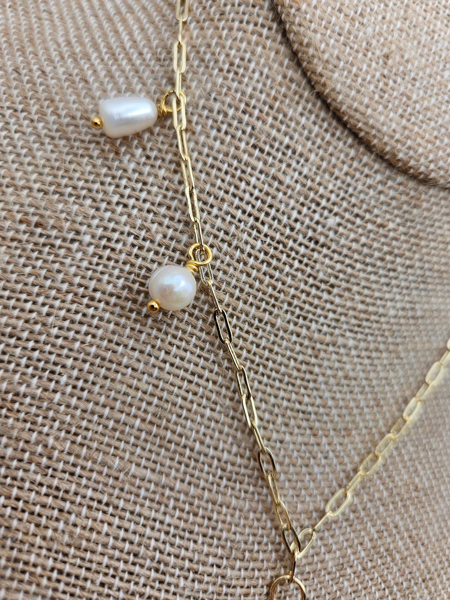 14k Gold Filled Medallion & Freshwater White Pearl Drop Chain Necklace