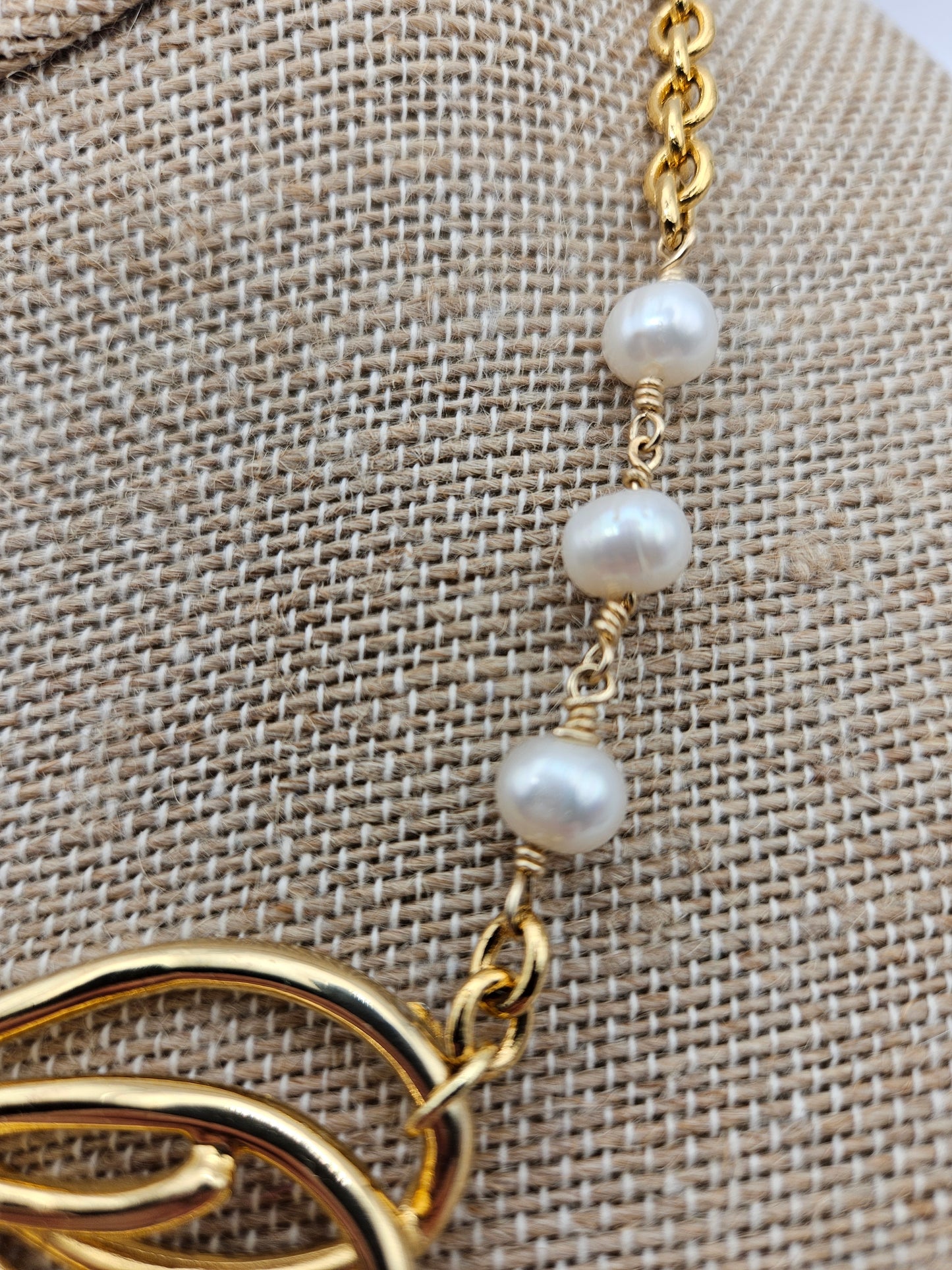 14k GF Vintage 1960's Bow Freshwater Pearl Chain Necklace