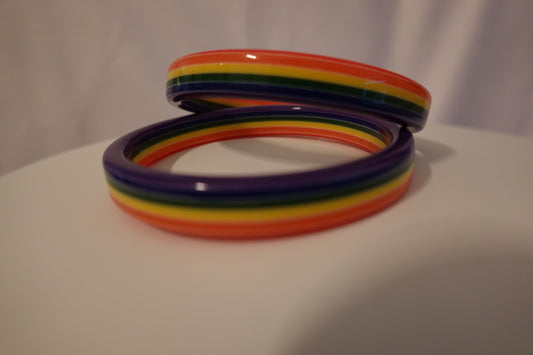 Vintage Rainbow Striped Plastic Bangle Bracelet (VGUC)