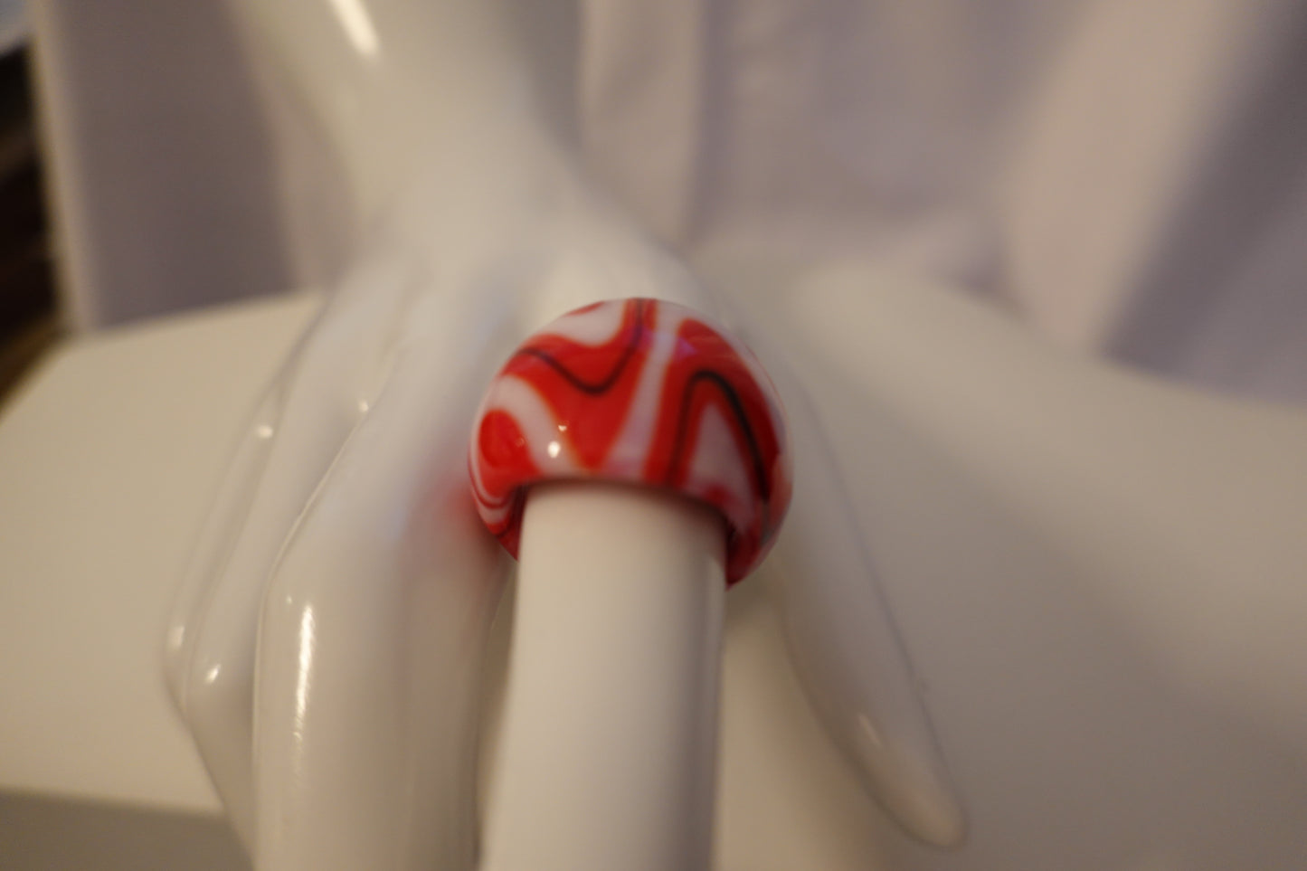 Vintage 1960's Wavy Lines Dome Glass Ring Size 7 (EUC)