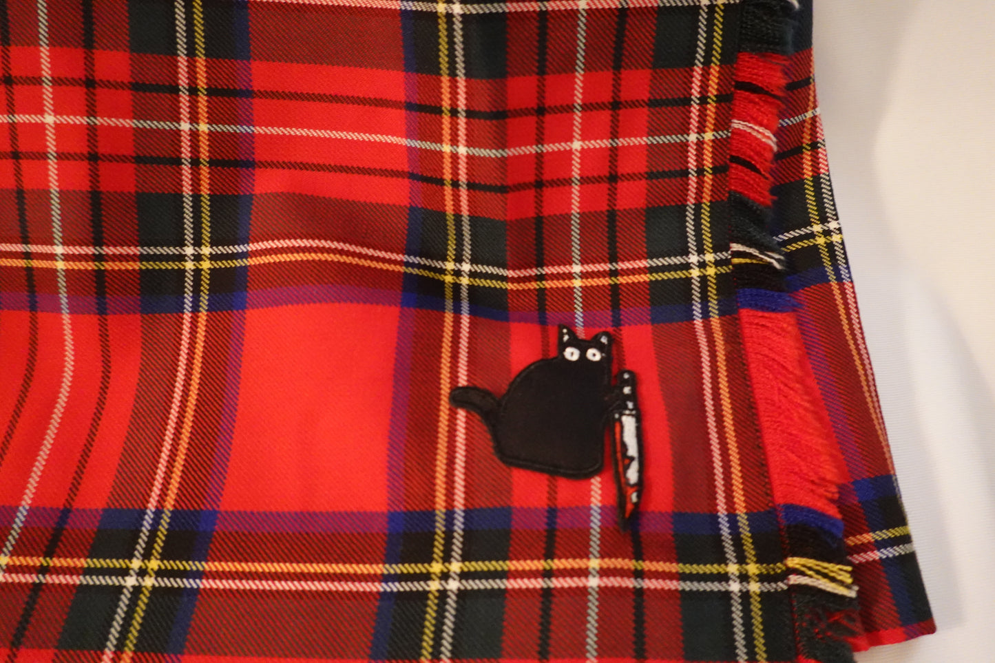 Vintage James Pringle Weavers Plaid Tartan Scottish Punk w/ Pins Knife Wielding Kitty Patch Size 14 (EUC)