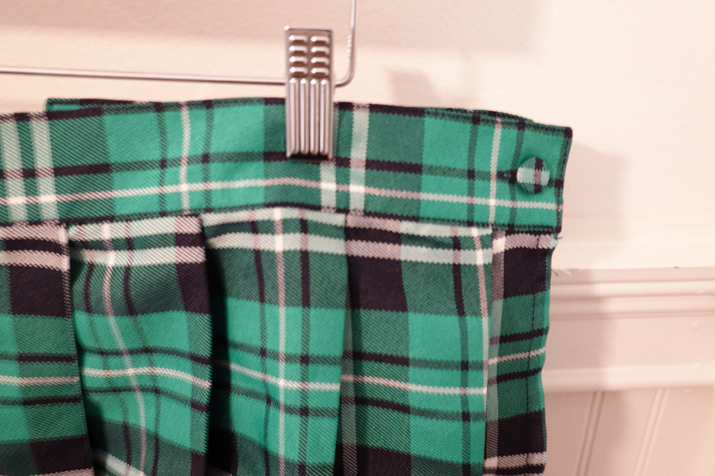 Vintage Spencer's Green Multi Plaid Kilt Mini Skirt Size XL