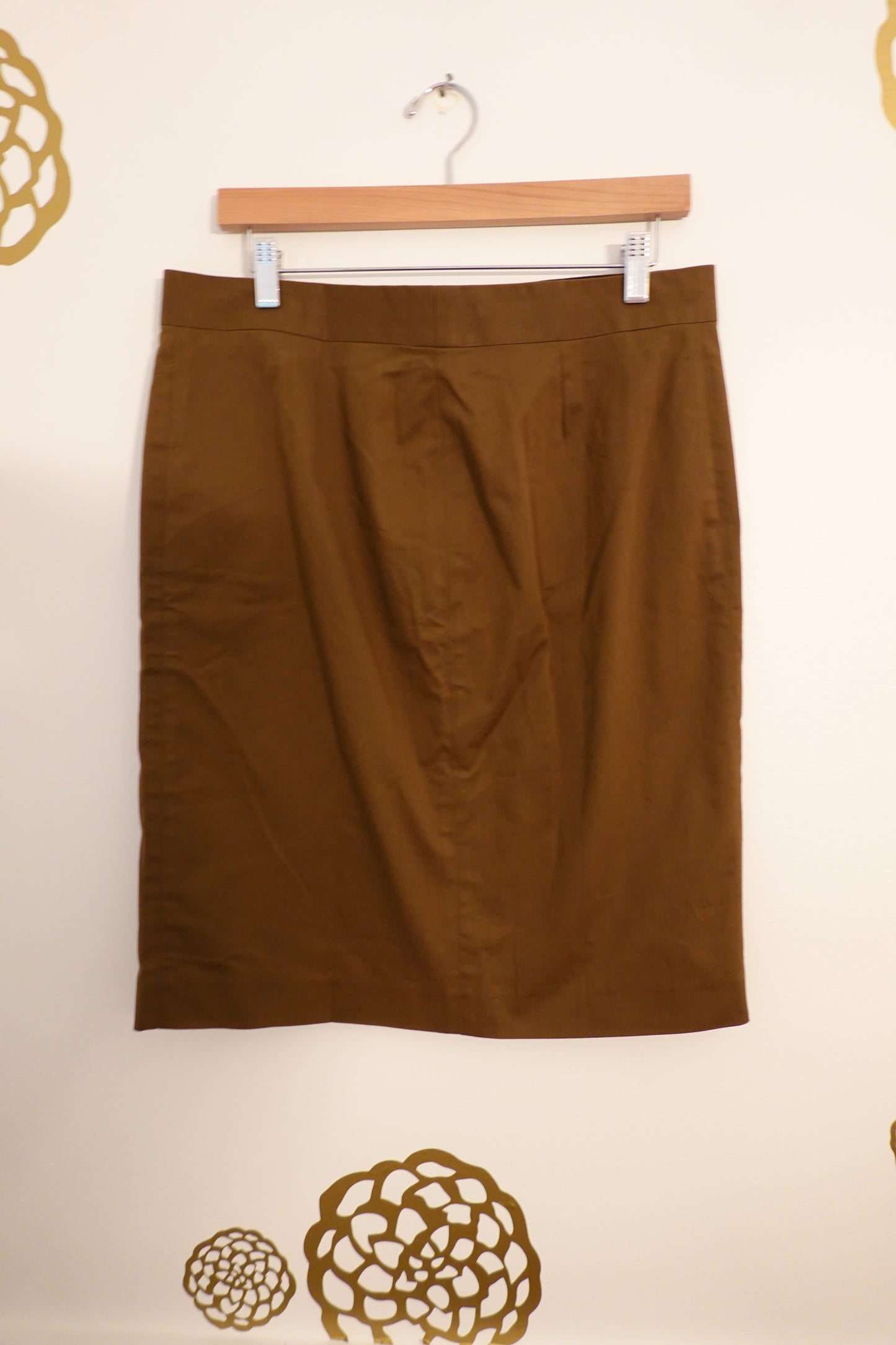 Vintage Gucci Pencil Olive Brown Skirt Flame Cat Patch (Sewn On) Size 12 (EUC 48)