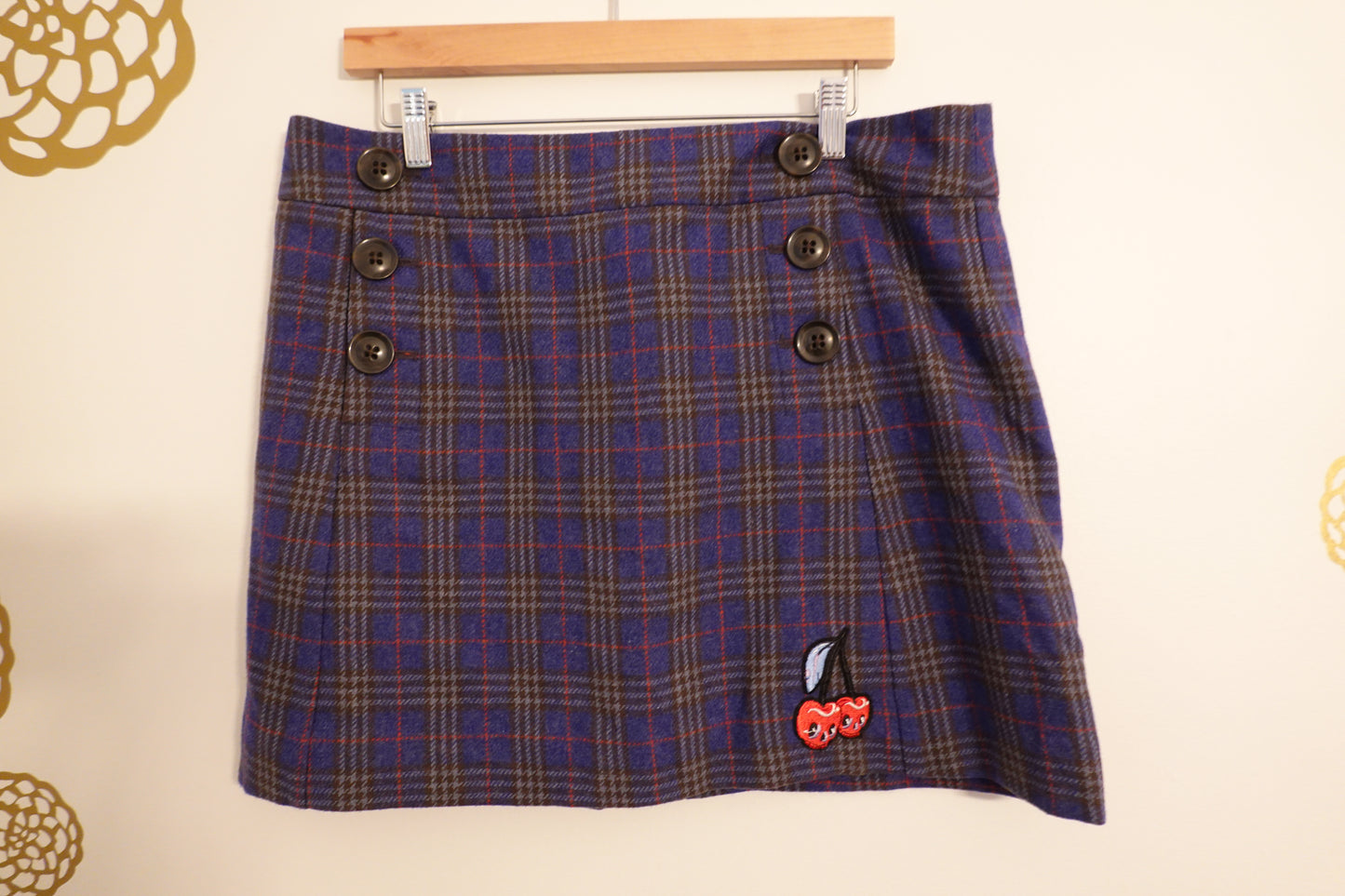 Vintage Gap Y2K Plaid Wool Blend Mini Skirt w/ Poison Cherry Skulls Size 12 (EUC)