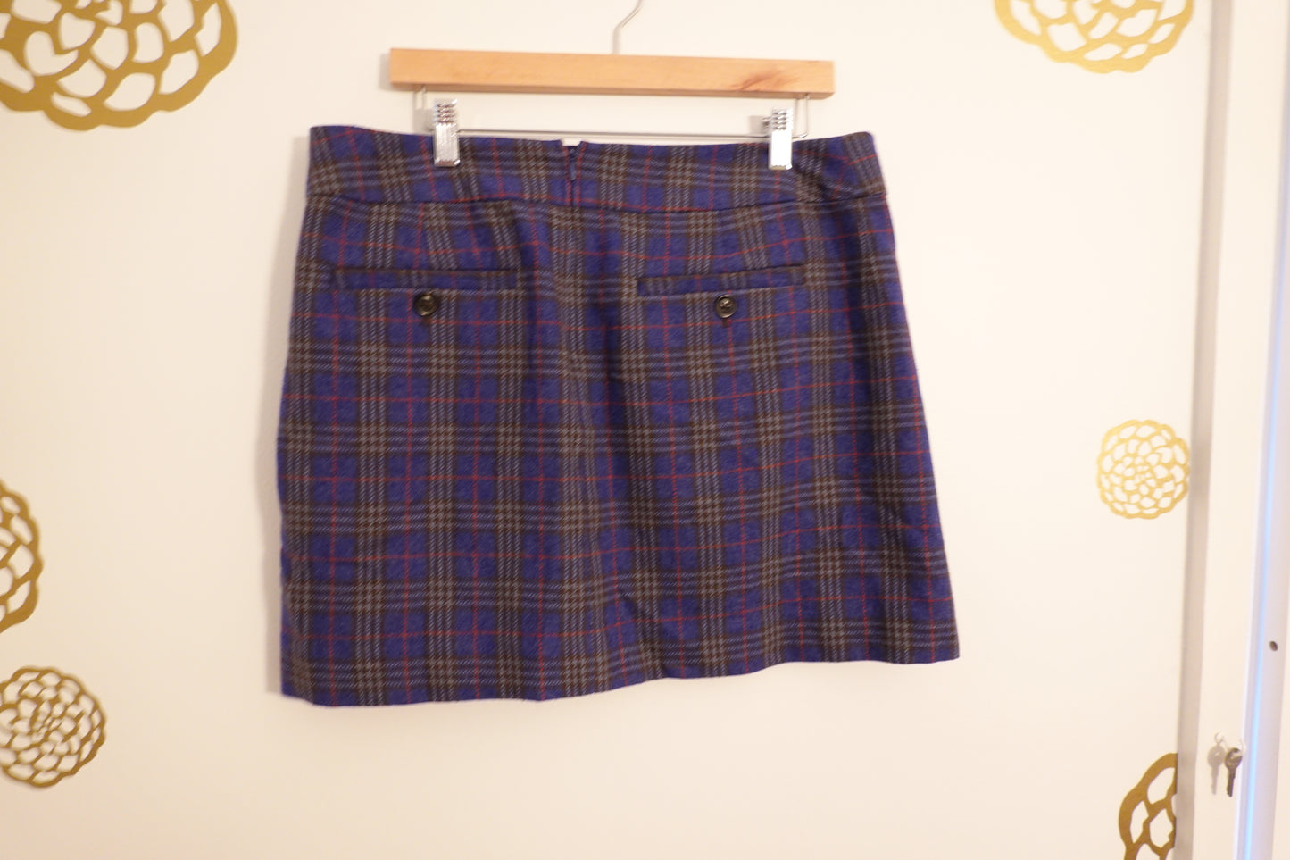 Vintage Gap Y2K Plaid Wool Blend Mini Skirt w/ Poison Cherry Skulls Size 12 (EUC)