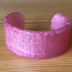 Vintage Pink Pearlized Lucite Cuff Bracelet (EUC)