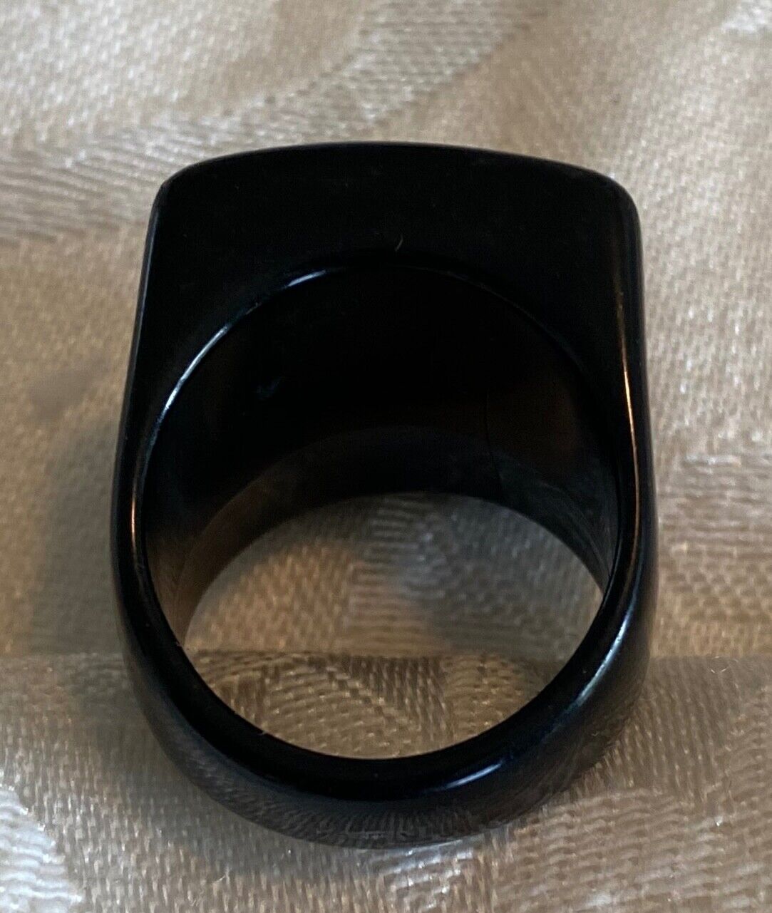 Vintage 1970's Lucite Eclipse Ring Size 9 (VGUC)